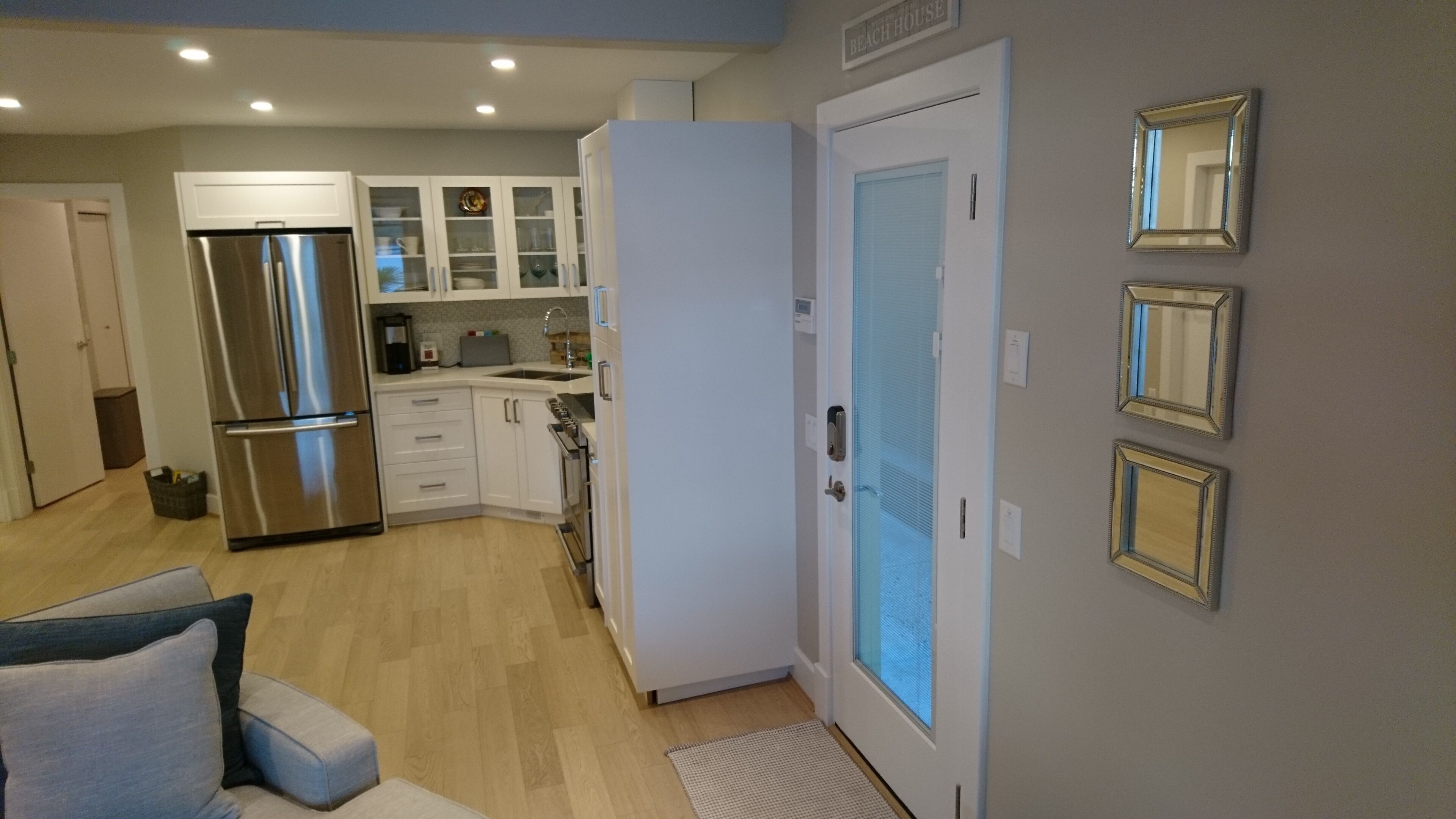 Luxury Waterfront Retreat Right on the Ocean with Pool, Hot Tub and Private Dock