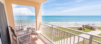 オーシャンフロントコンプレックス - 素敵なオーシャンビュー！ 海に近づくことはできません！