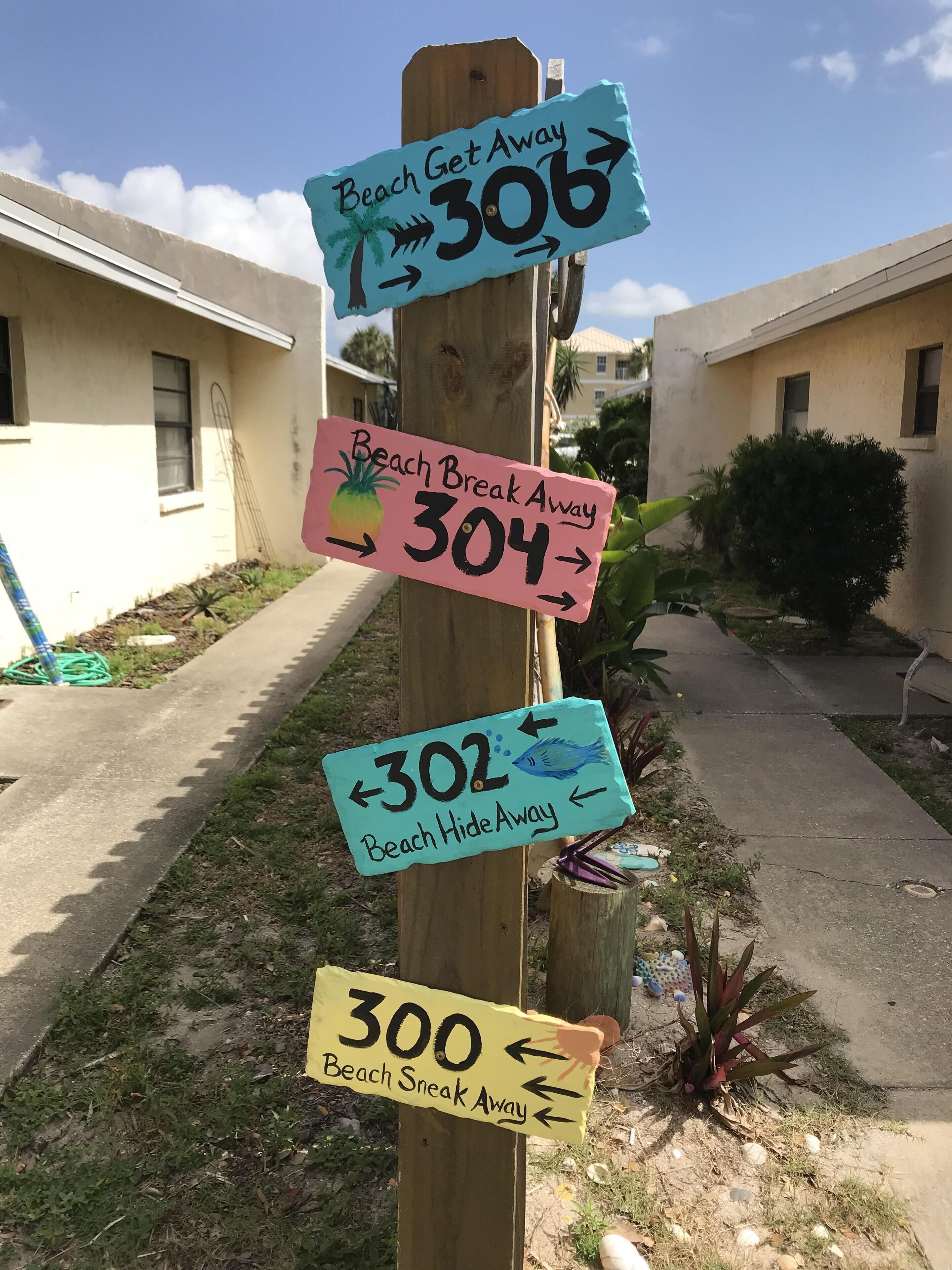 Fabulous Beach Side Break Away 304