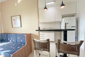 2 bedrooms, iron/ironing board, free WiFi, wheelchair access