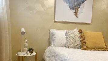 1 bedroom, iron/ironing board, travel cot, free WiFi