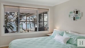 5 soverom, strykejern/-brett, wi-fi og sengetøy