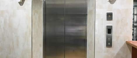 Elevator