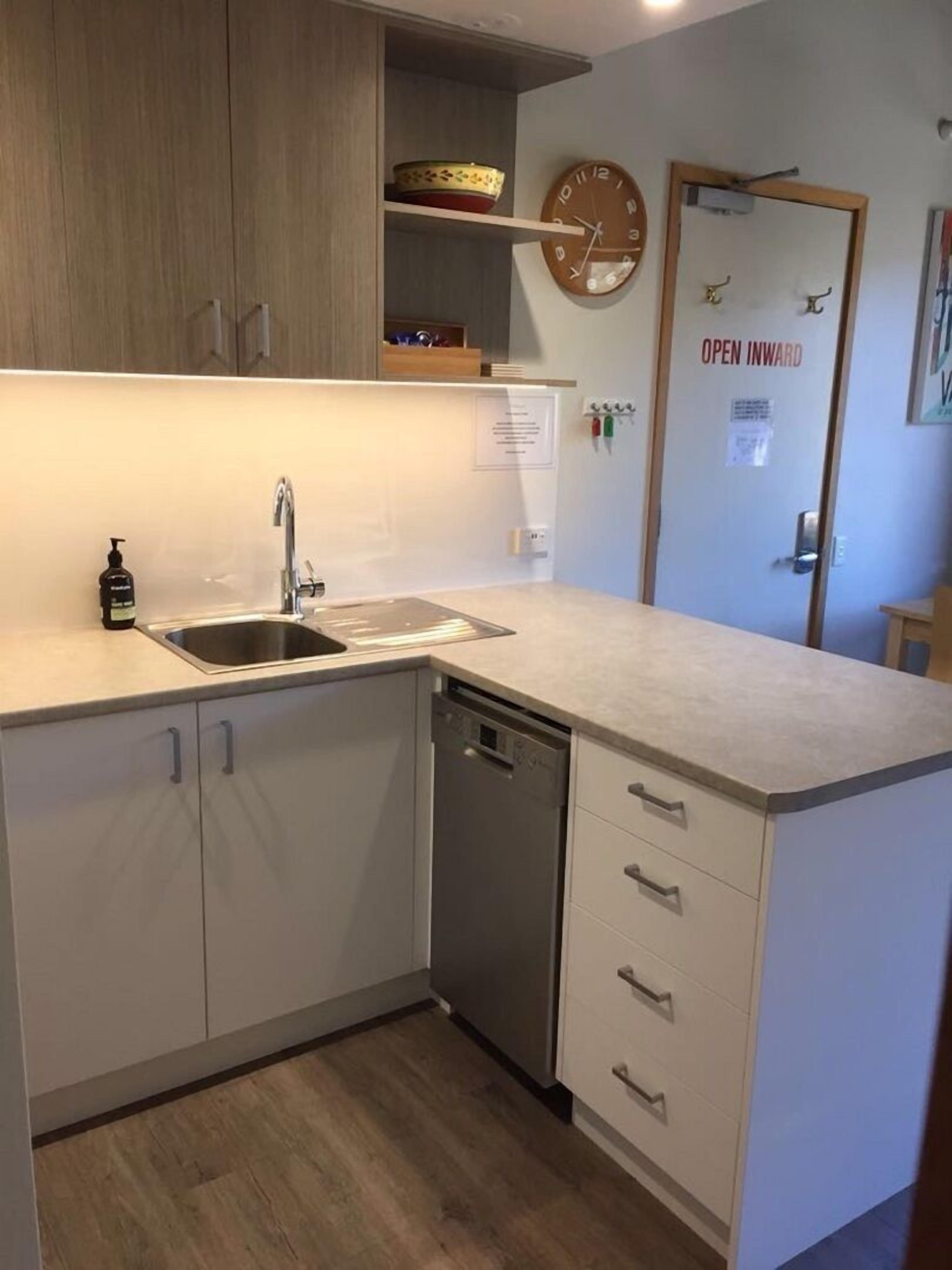 Driftwood by the Snow — image 12