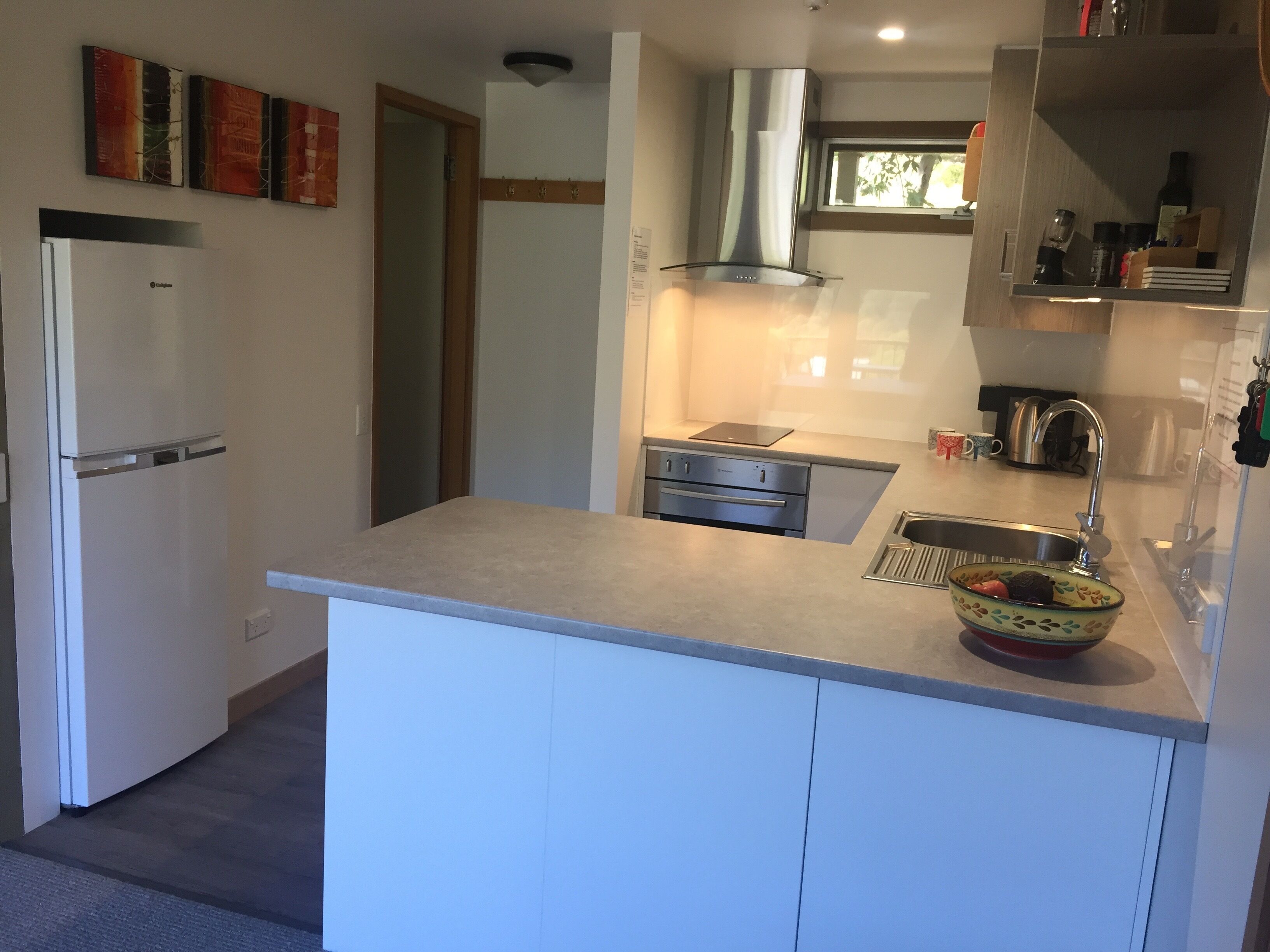 Driftwood by the Snow — image 13