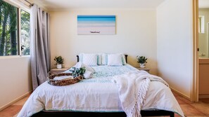 4 bedrooms, WiFi, bed sheets