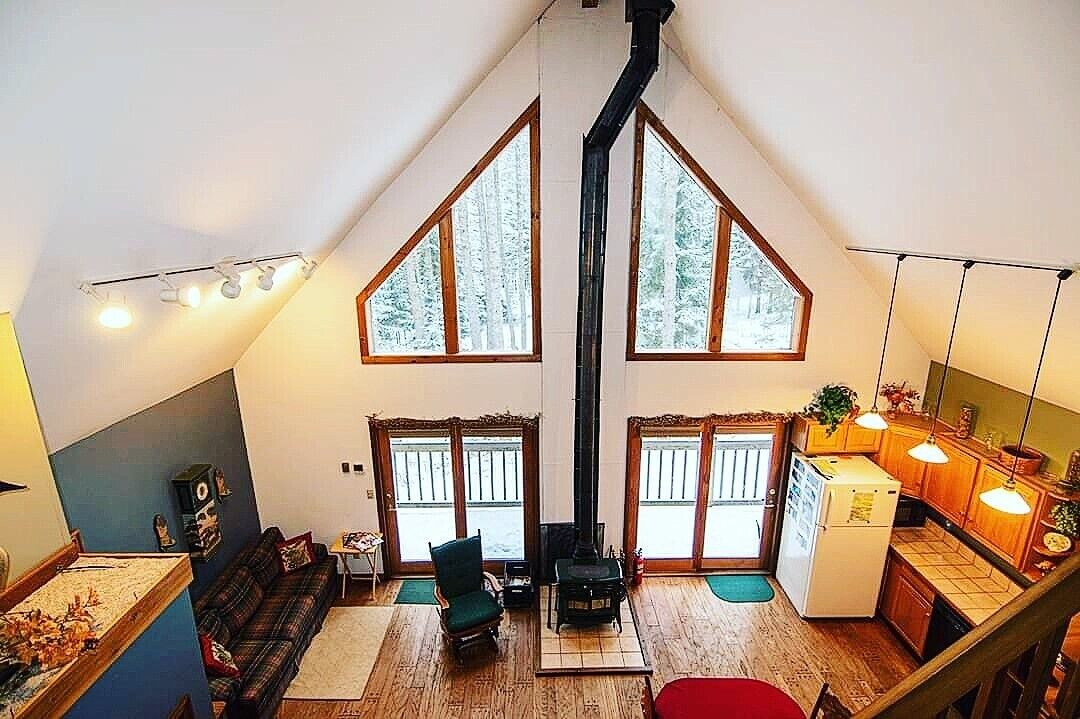 Quiet & Secluded - Well Equipped Mountain Cabin - extremely private