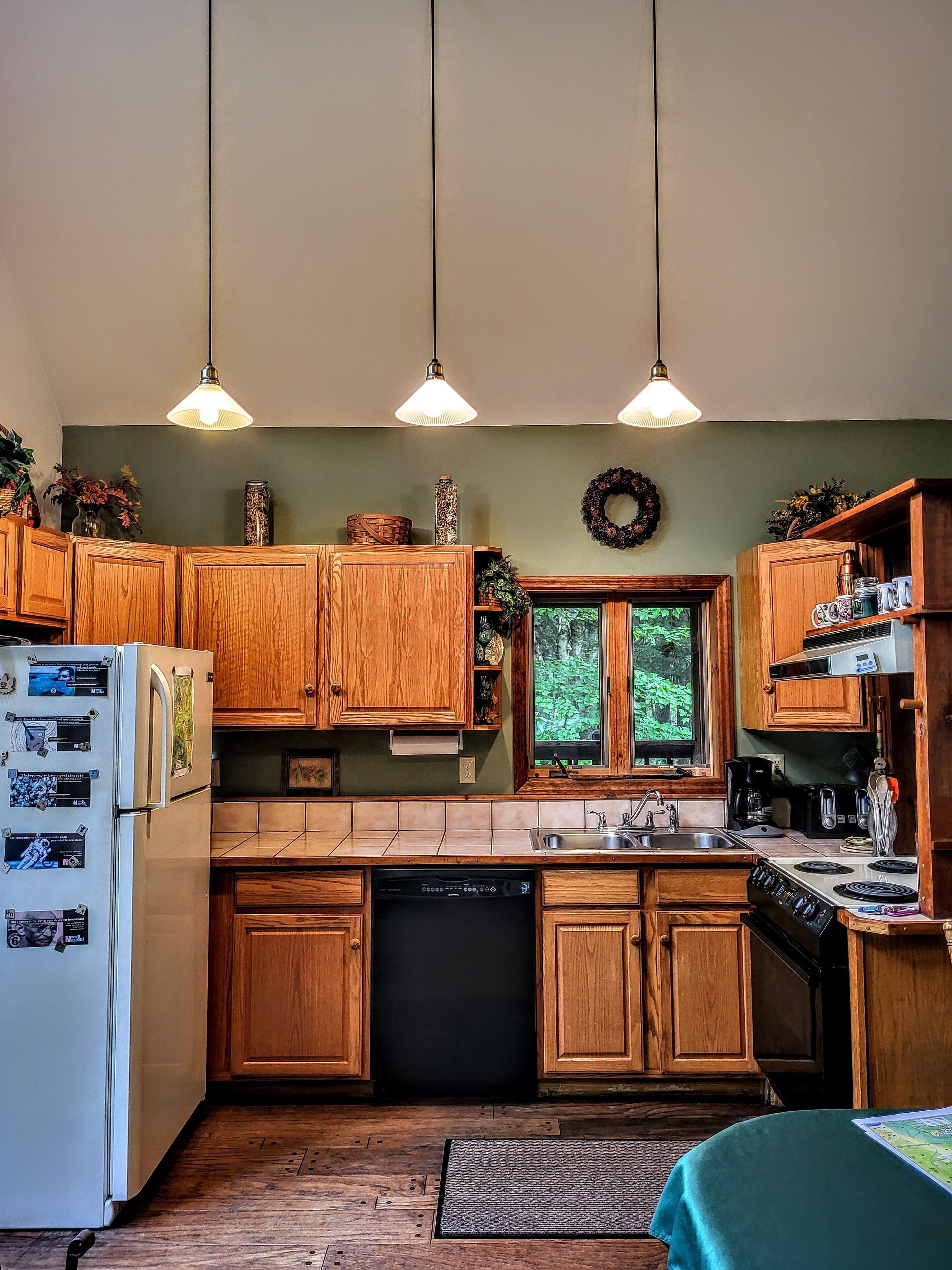 Quiet & Secluded - Well Equipped Mountain Cabin - extremely private