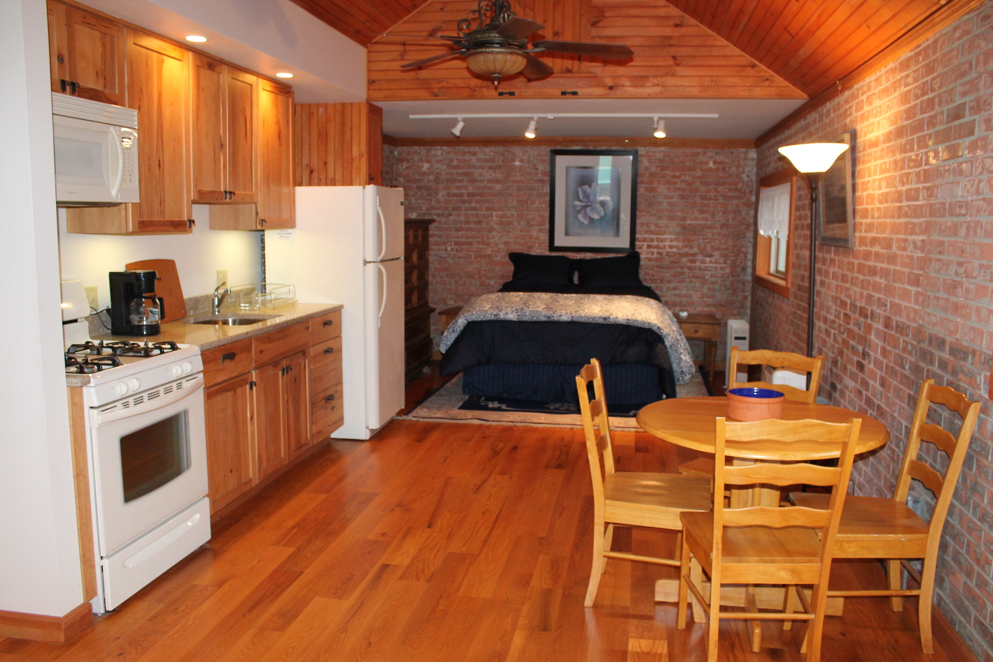 Cabin Studio Near Belleayre in Pine Hill