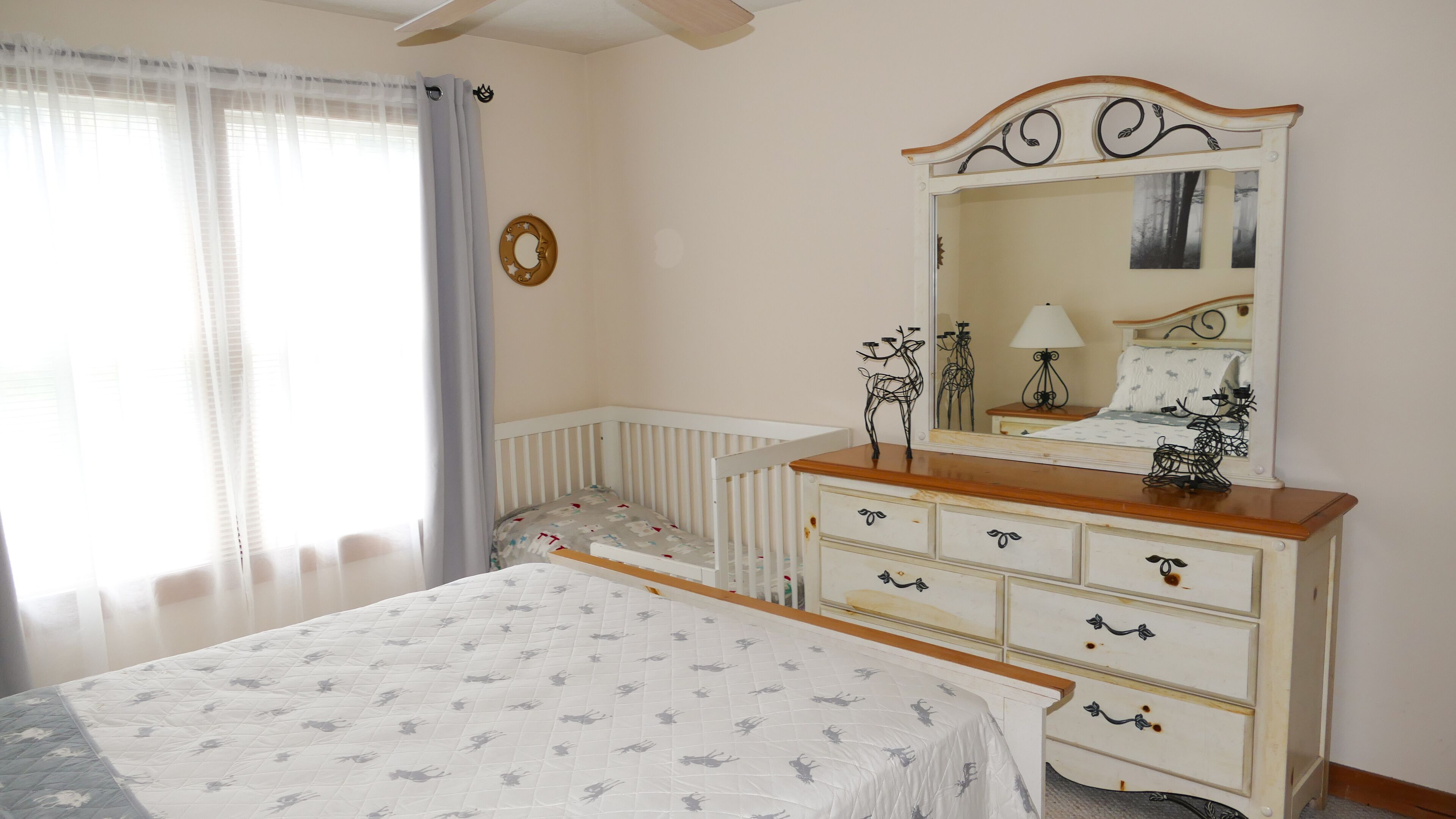 3bdr Family friendly Camelback Mountain Paradise - Walking Distance to Slopes