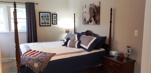 3 bedrooms, iron/ironing board, WiFi, bed sheets - Upscale 5 private star home for families or business trips (Fairfield)