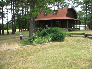 Exterior - Wilson Ranch Log Cabin getaway retreat (Heber Springs)