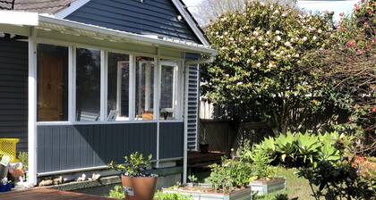 Escape to Riverhead!