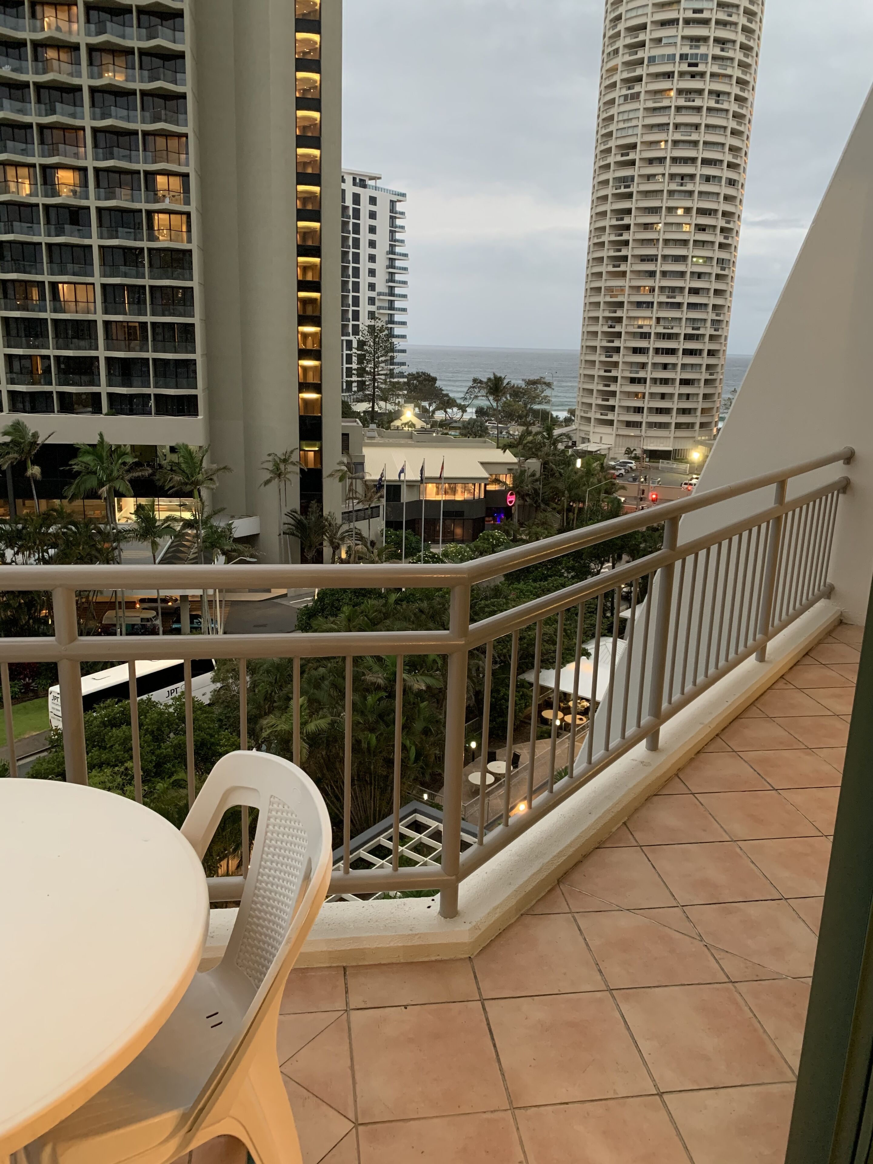 Crown Towers Resort 1 bedroom apartment — image 13