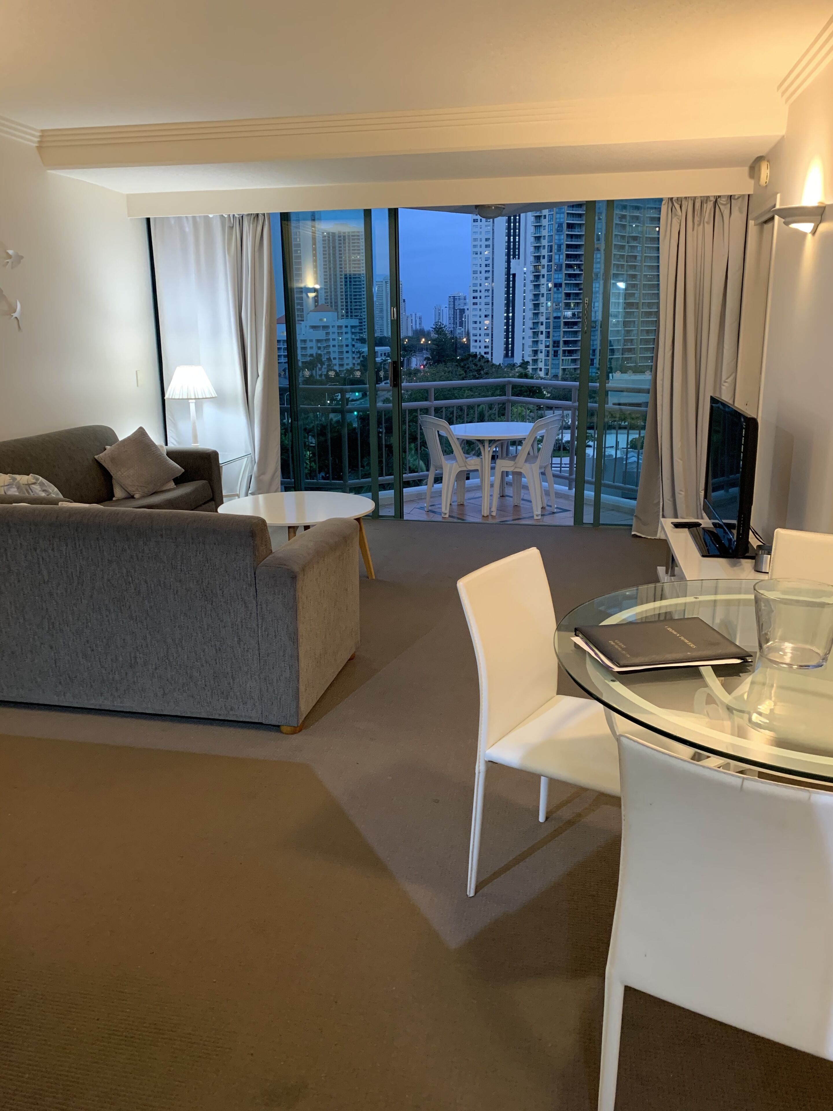 Crown Towers Resort 1 bedroom apartment — image 11