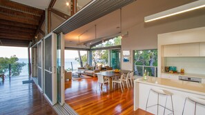 Dining - TREE HOUSE - SUNRISE AT 1770 (AGNES WATER)