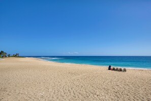 Una playa cerca