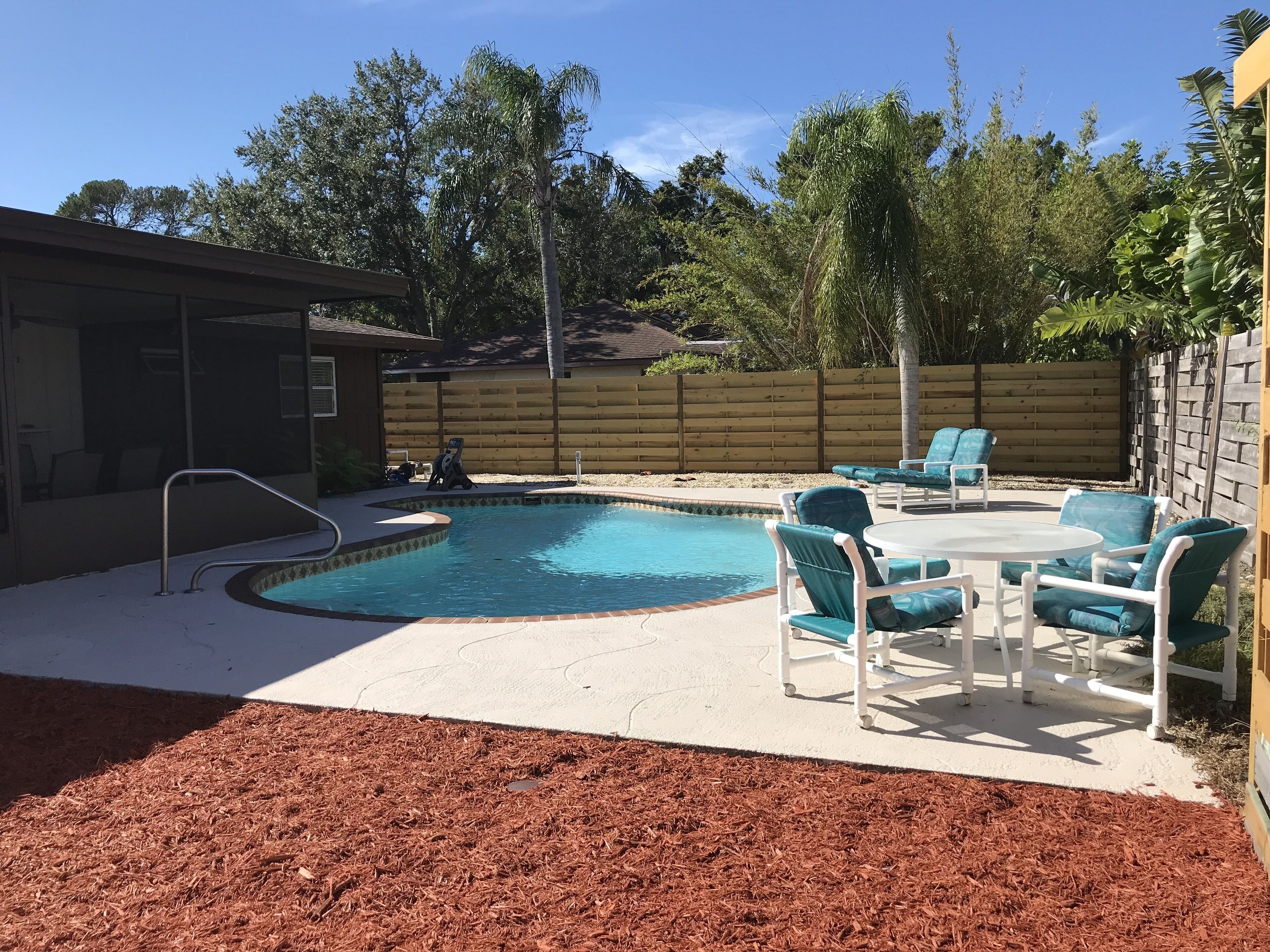 Sparkling Clean Home near Manatee River and Beaches  NW Bradenton area
