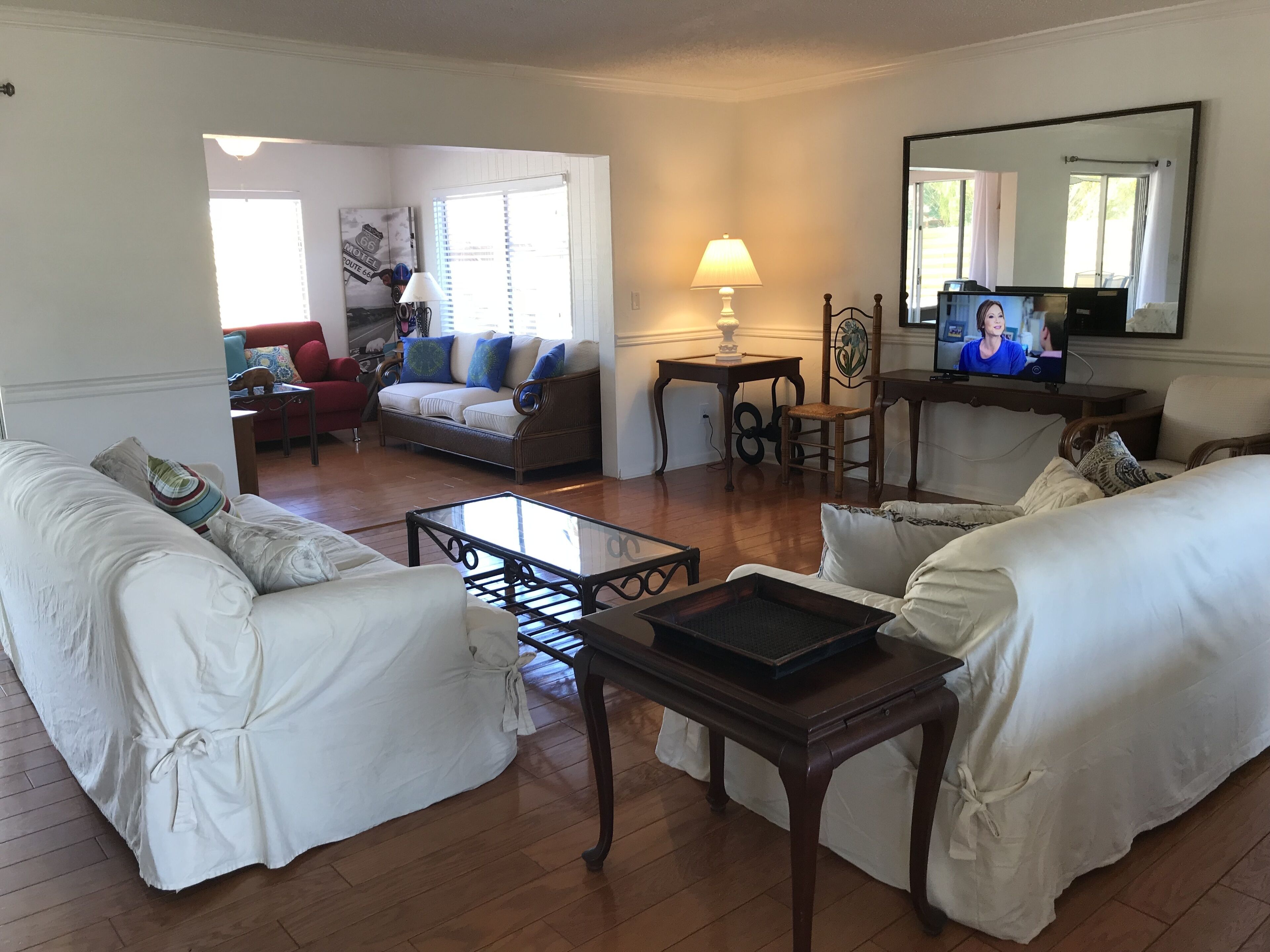 Sparkling Clean Home near Manatee River and Beaches  NW Bradenton area