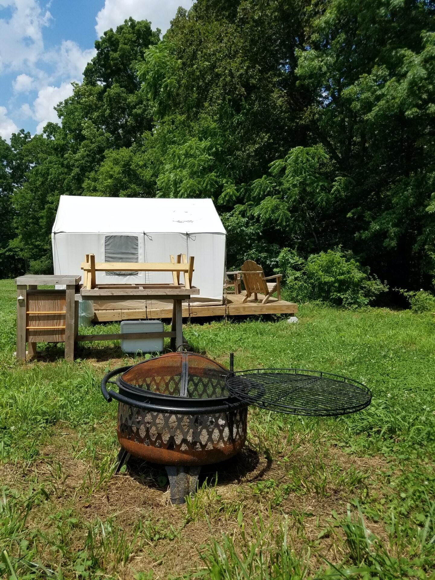 Tentrr Signature Site - Creekside Woods Getaway