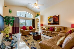 Smart TV, DVD player