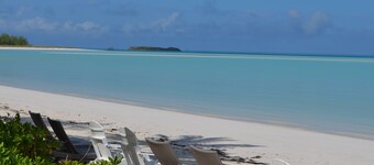 Beachfront large one bedroom studio, adjoining studio can be added to make 2/2.