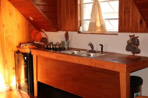 Kühlschrank, Ofen, Herdplatte, Geschirrspüler