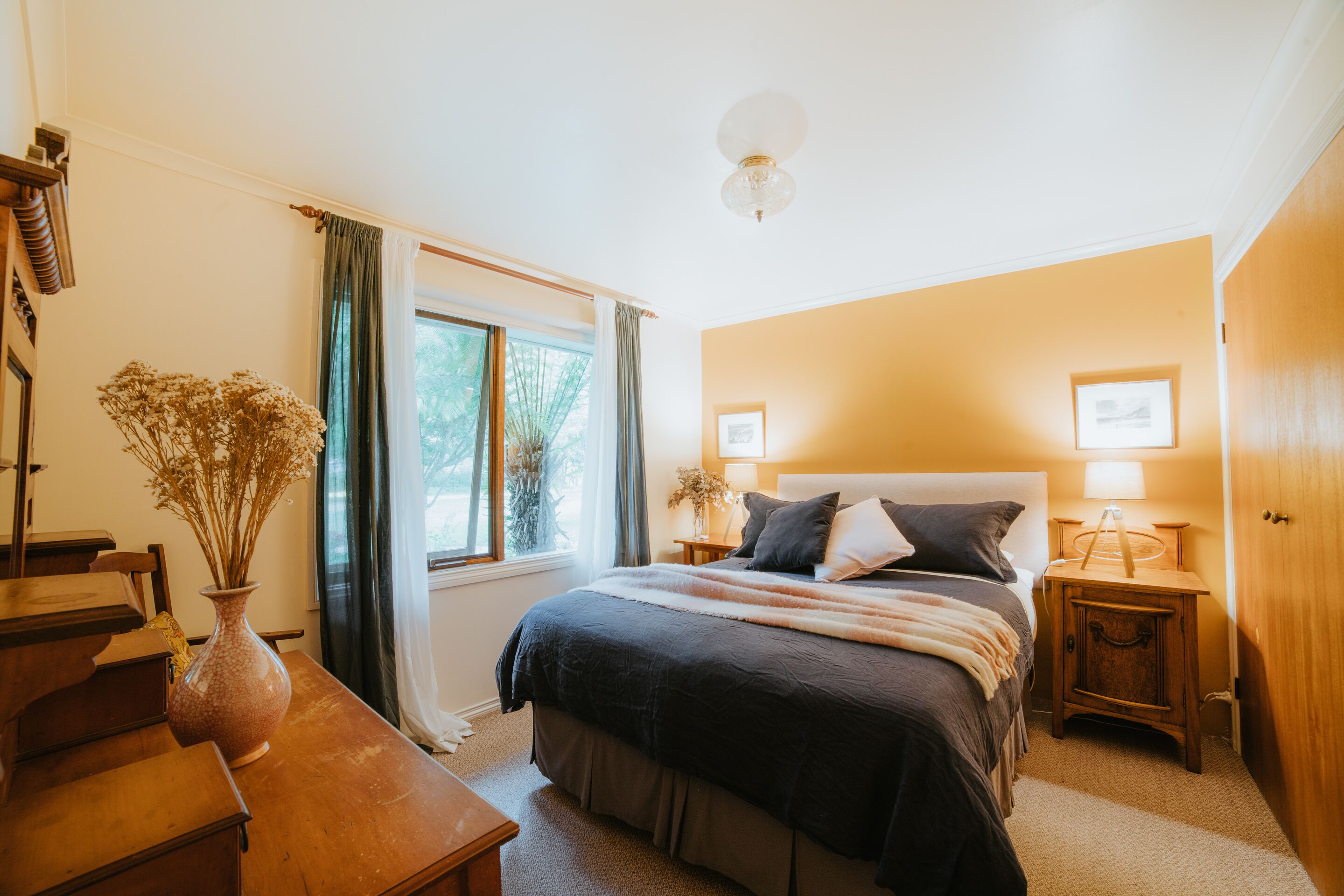 Jamieson Cottages by the River 3