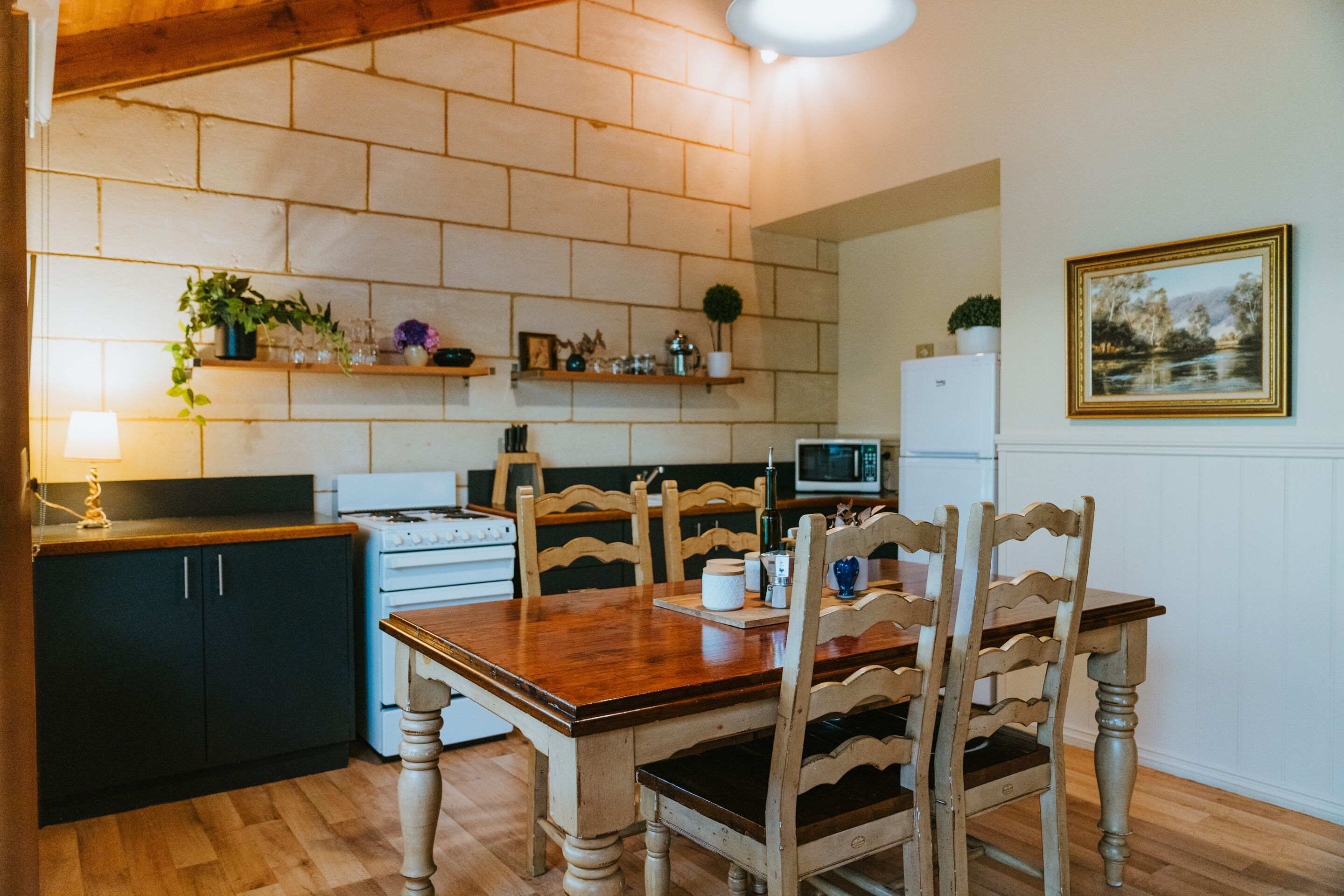 Jamieson Cottages by the River 3