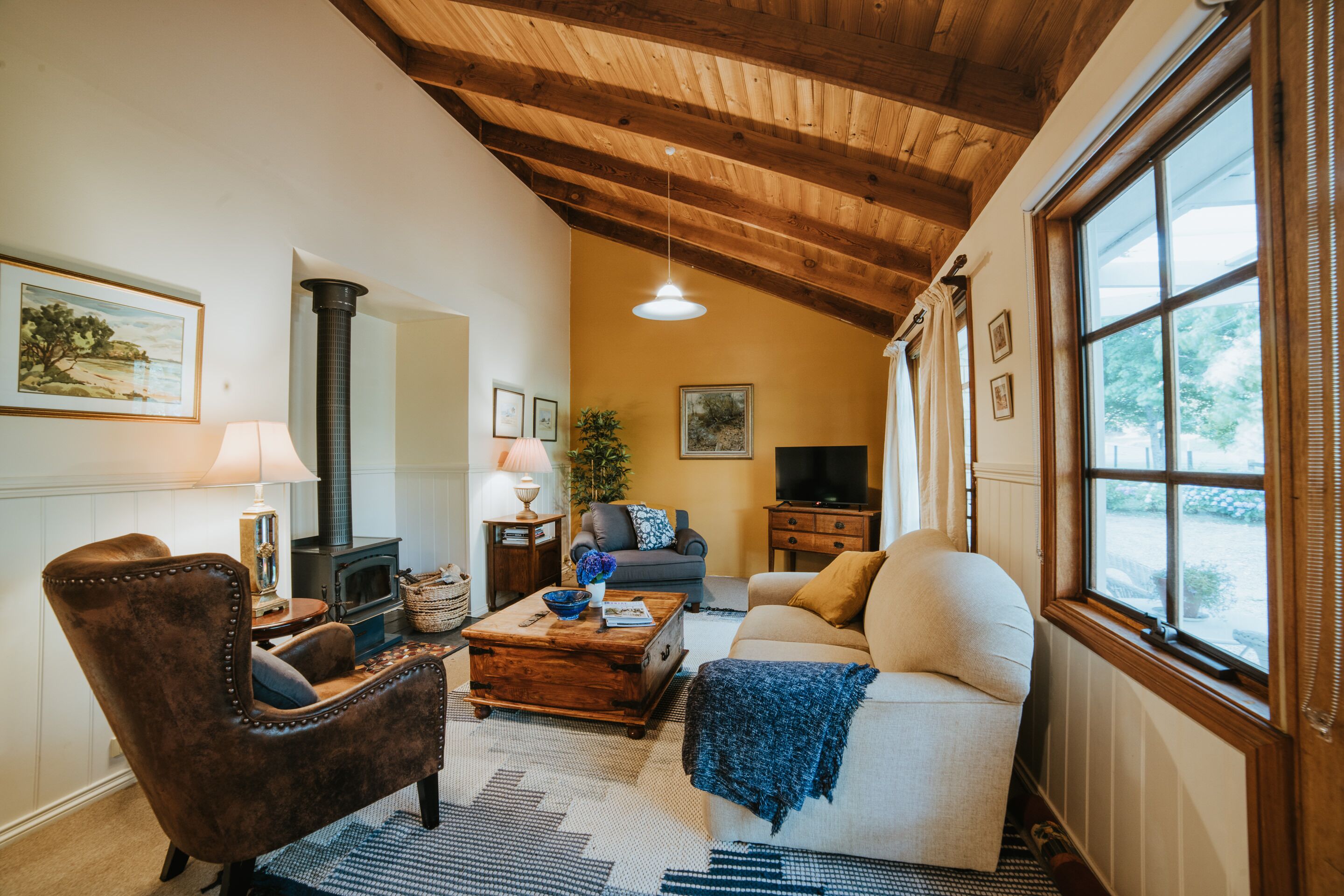 Jamieson Cottages by the River 3