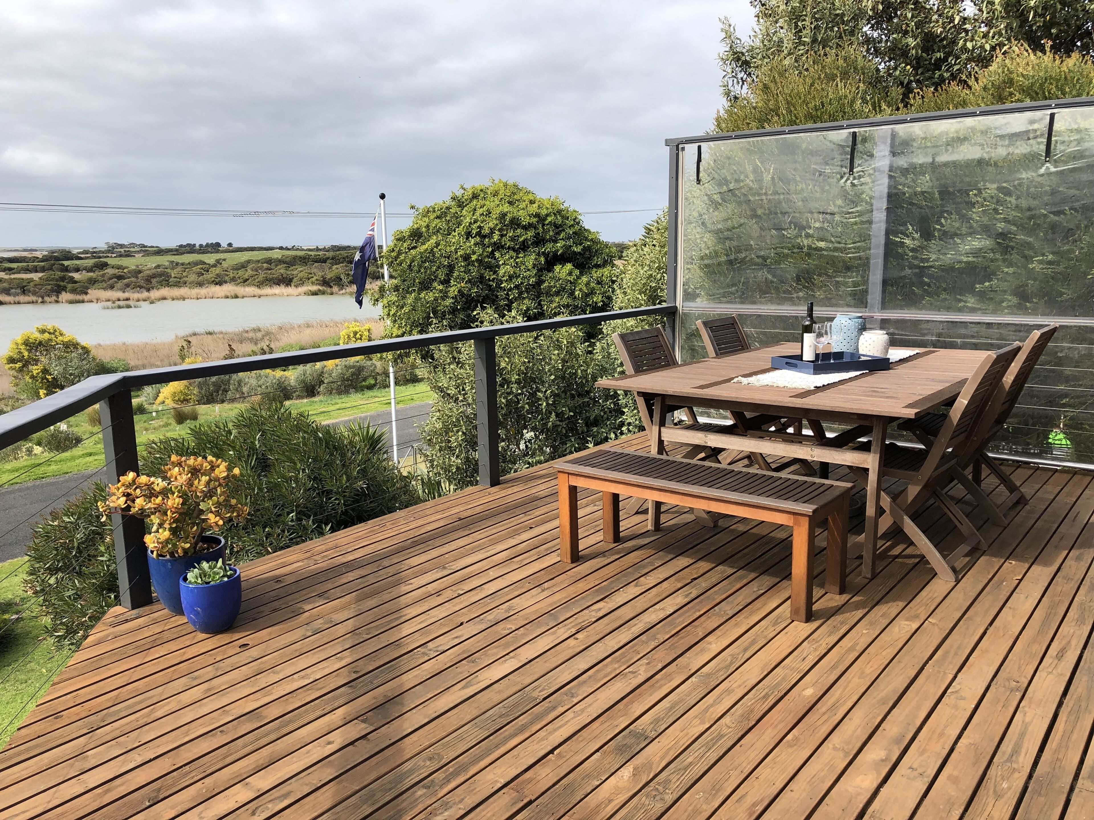 Lagoon View Lodge - a waterfront retreat