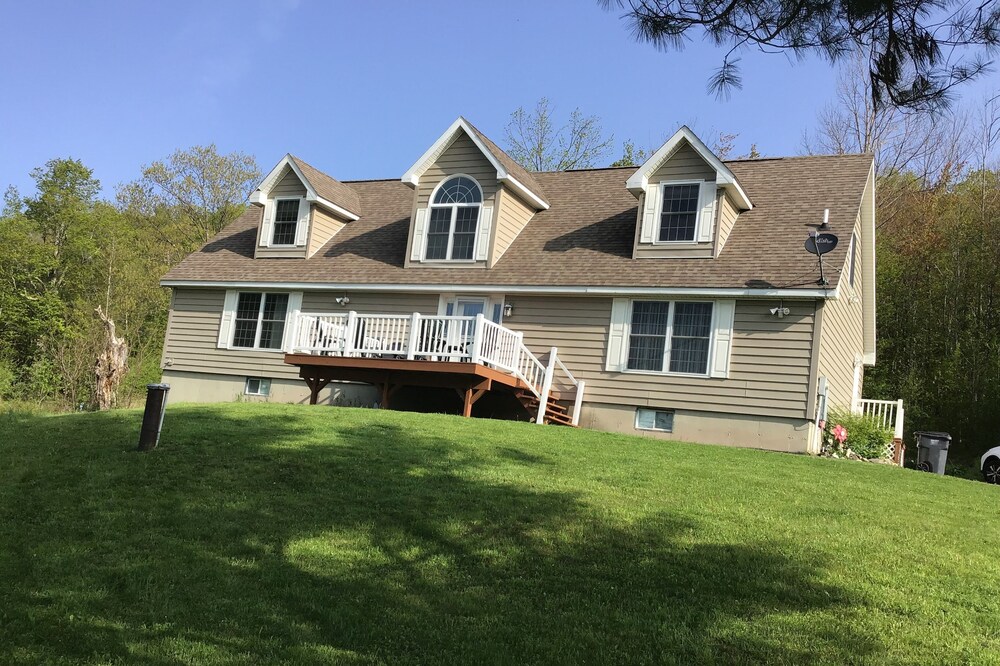 Elegant4bedroom home near Windham & Hunter
Skiing, biking & hiking