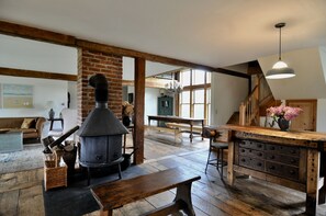 Interior - Long View Farm on Broad Bay (Waldoboro)