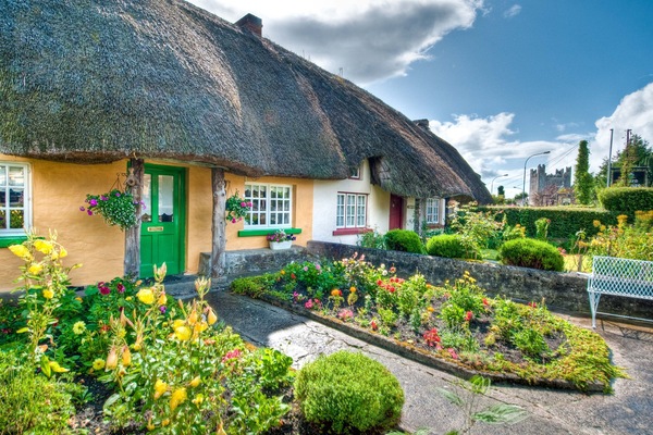 Adare Village - Approx 15 minute drive.