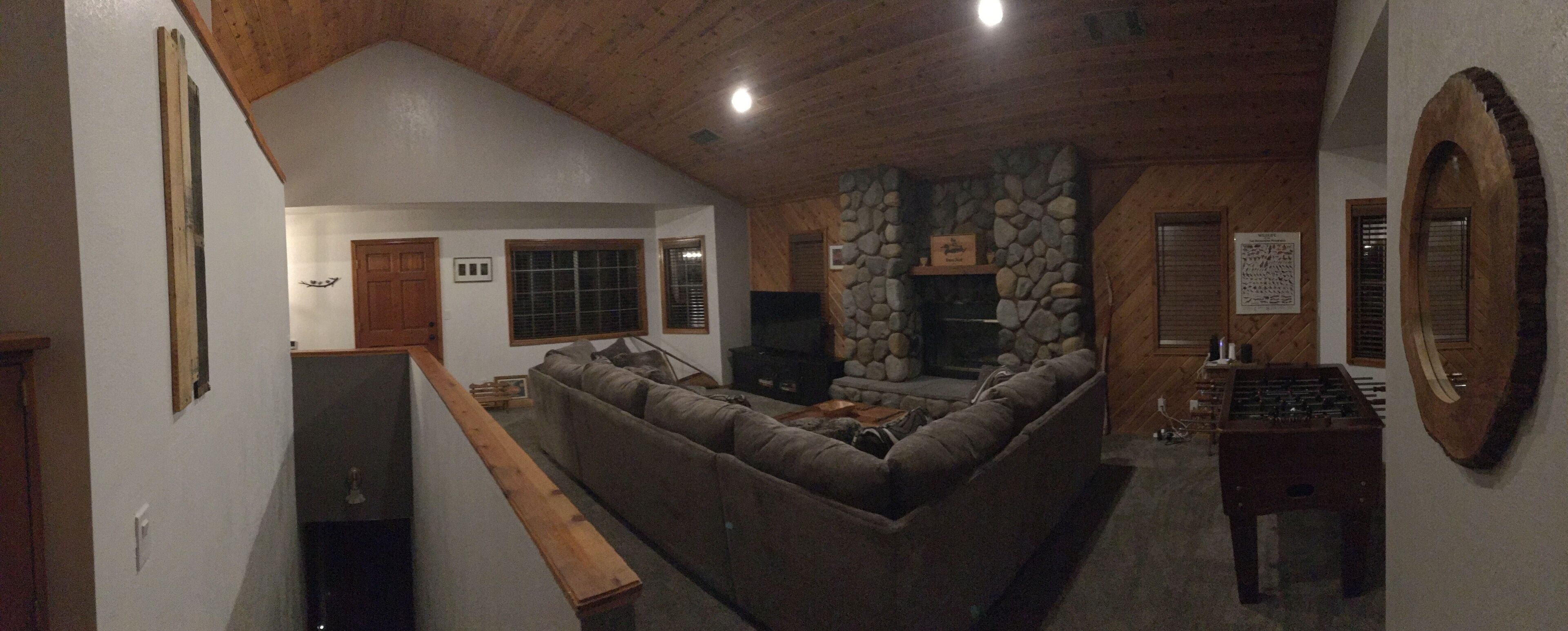 The 717 2BR 2BA In Upper Moonridge, mins from Bear Mtn, Snow Summit, Village 