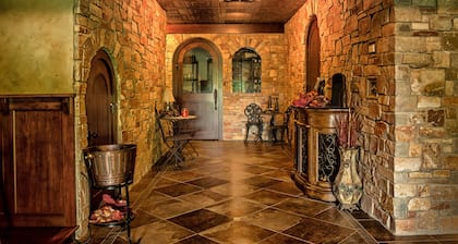 Belle propriété personnalisée sur 120 acres