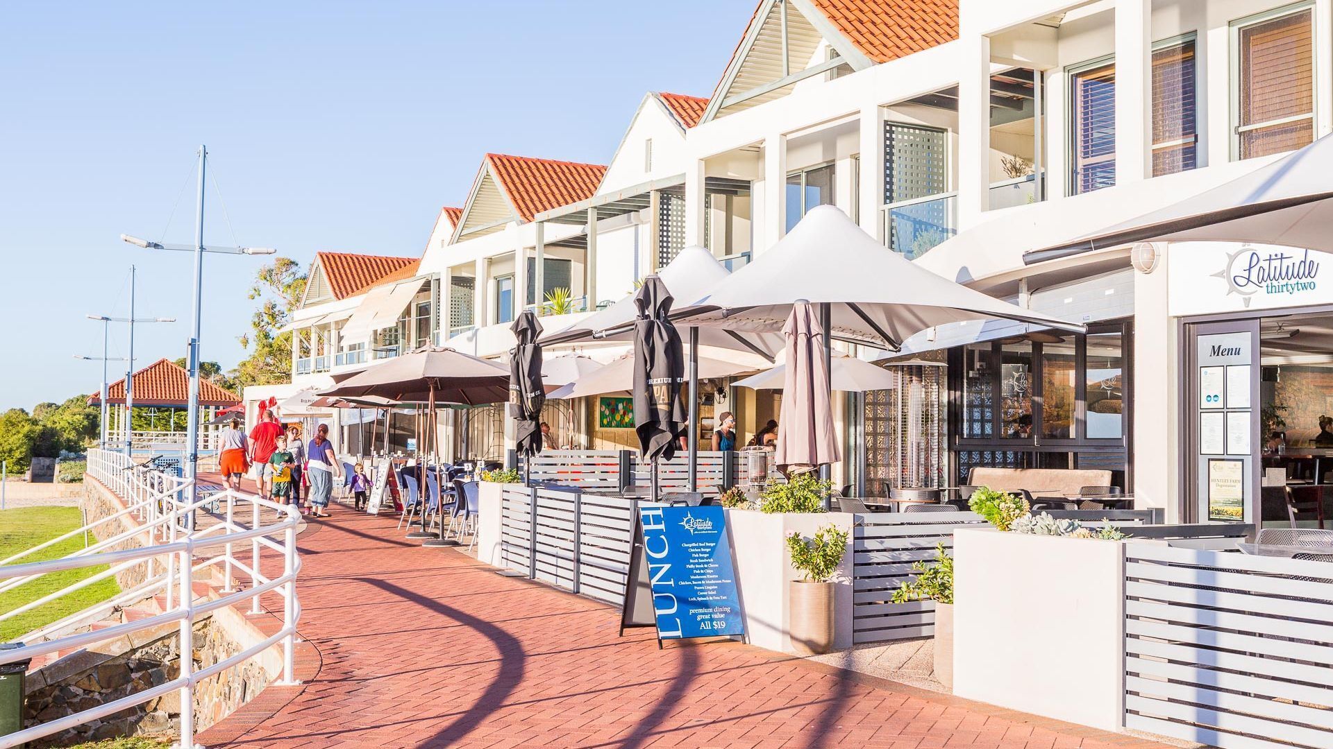 SEAGULL Condo/Apartment - Absolute Beachfront Holiday Retreat — image 6