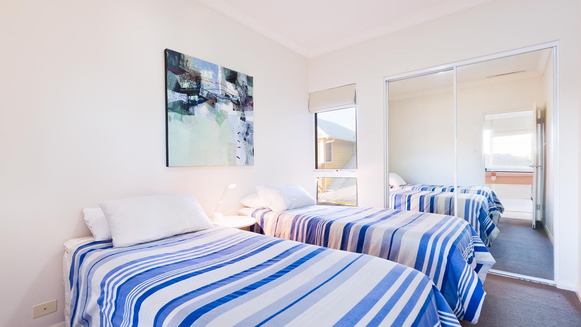 SEAGULL Condo/Apartment - Absolute Beachfront Holiday Retreat — image 15