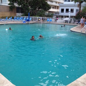 Piscine extérieure