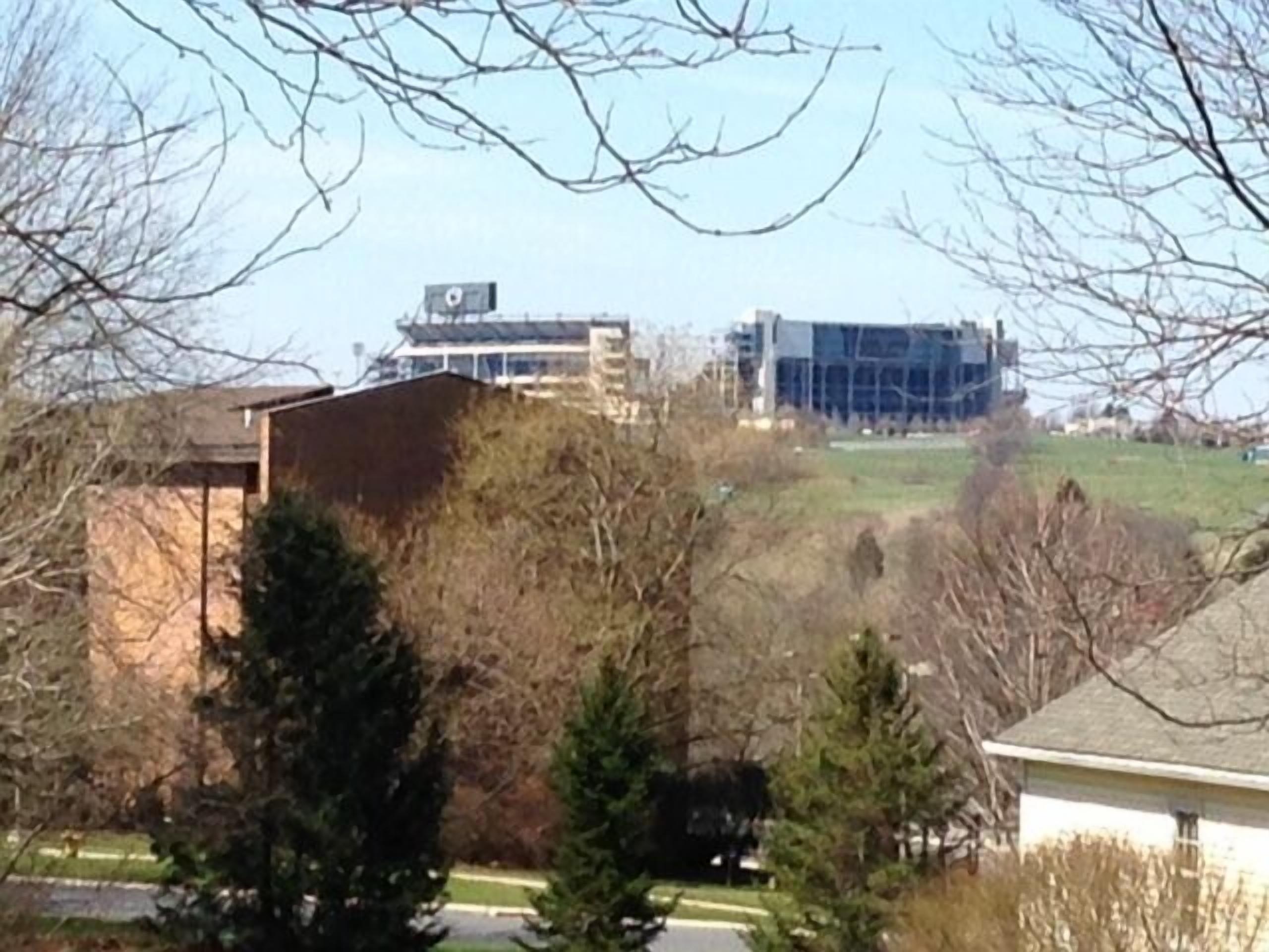Spacious Home with View of Beaver Stadium!