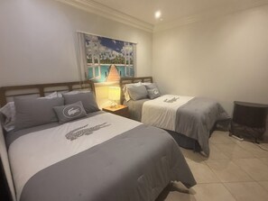 2 bedrooms, iron/ironing board, WiFi, bed sheets