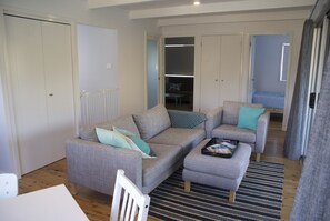 Smart-TV, Videospiele, DVD-Player, Bücher