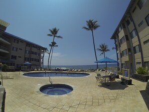 Pool - SPECIAL DISCOUNTED RATE AVAILABLE DURING BUILDING REPAIR PROJECT (Kailua-Kona)