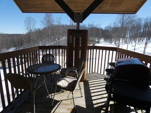Outdoor dining - 'Gone Ski In' at Slopeside (bellaire)