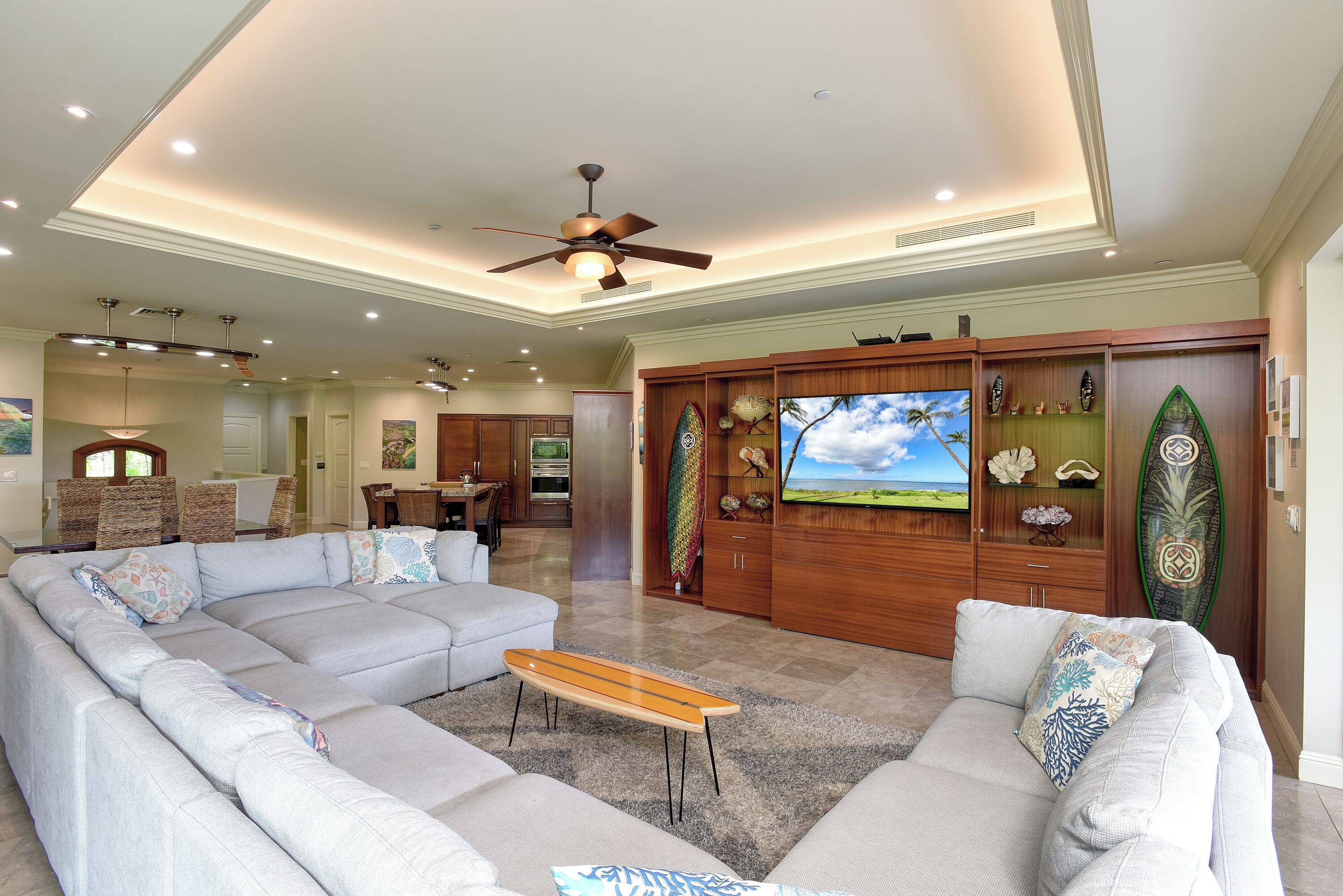 TV, DVD player, books, stereo