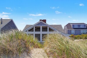 Exterior - Oceanside 1 -  East Sandwich waterfront cottage (Sandwich/East Sandwich)