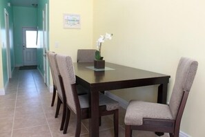 Dining - New Beach Townhouse w/ Private Pool - Steps from the Beach (Panama City)