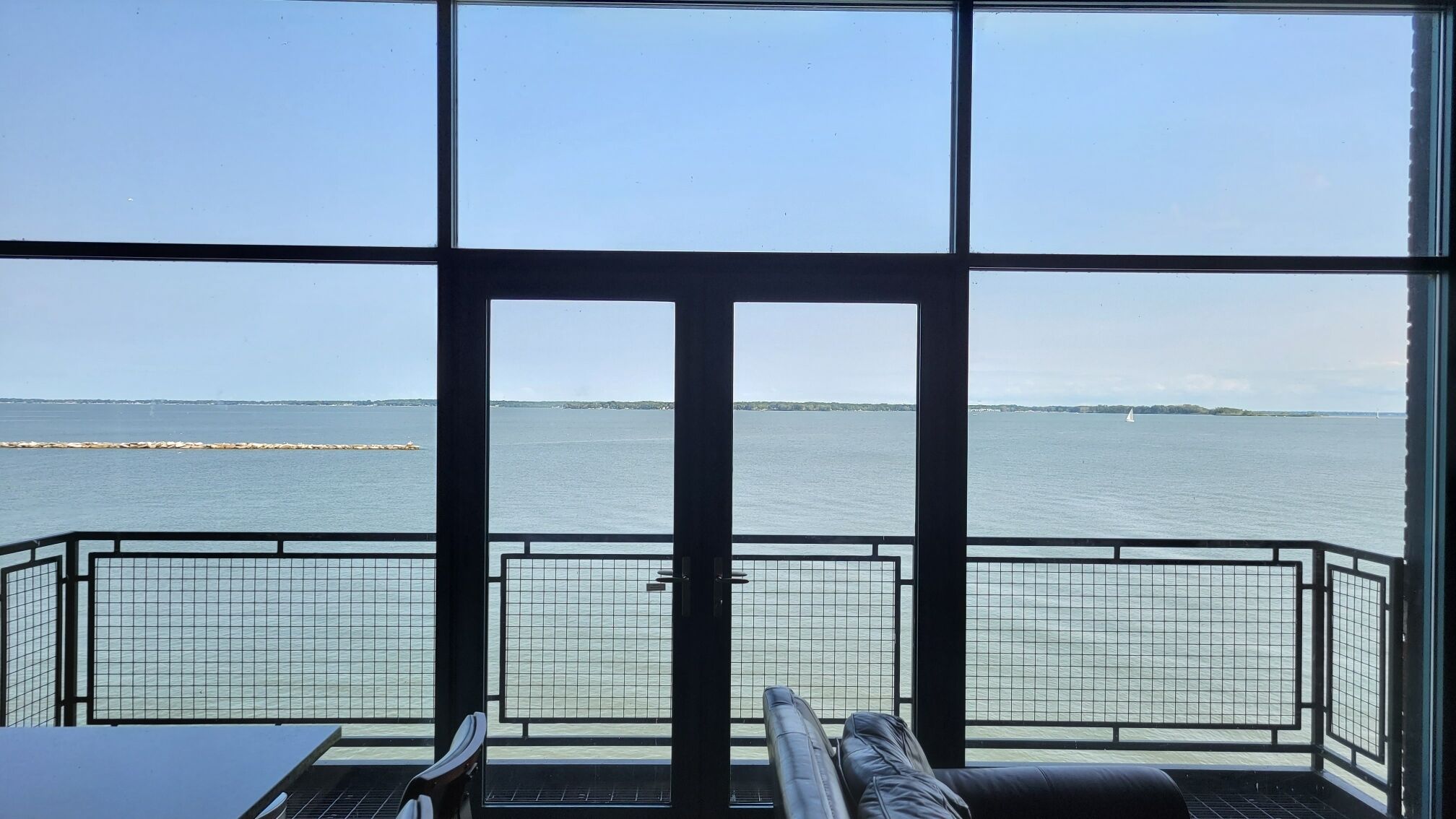 Best View Waterfront Penthouse Condo Minutes from Cedar Point