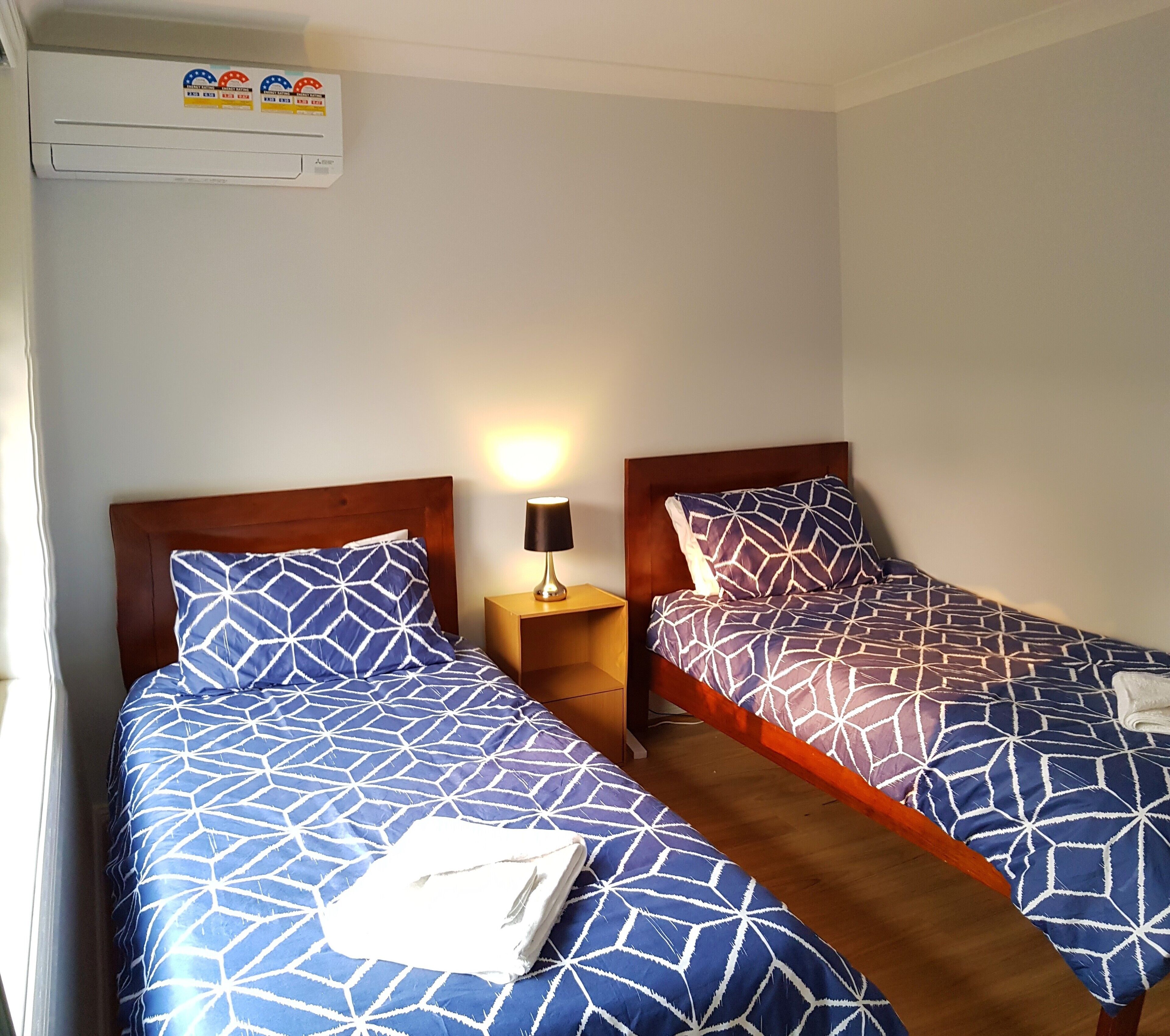 The Villa Retreat - Your 2 bedroom Self-Contained Home Away From Home — image 6