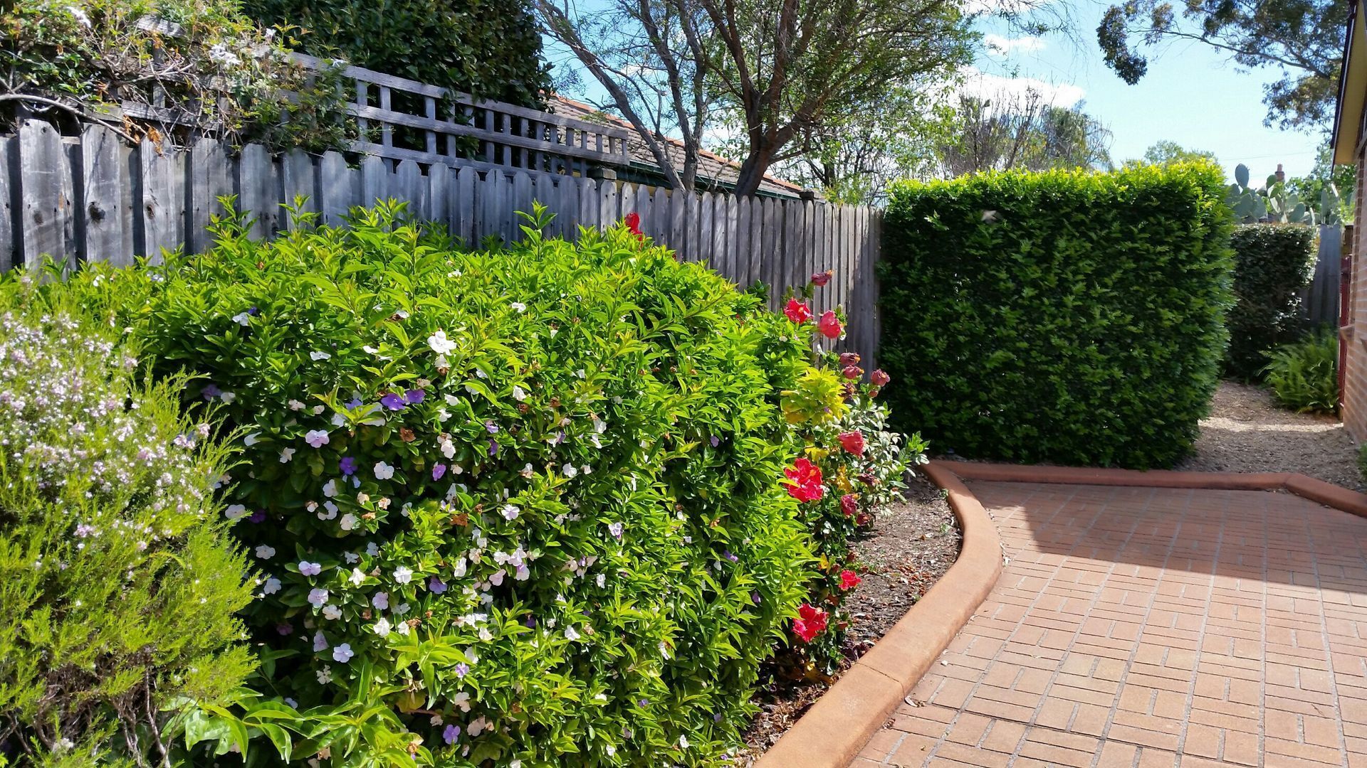 The Villa Retreat - Your 2 bedroom Self-Contained Home Away From Home — image 19